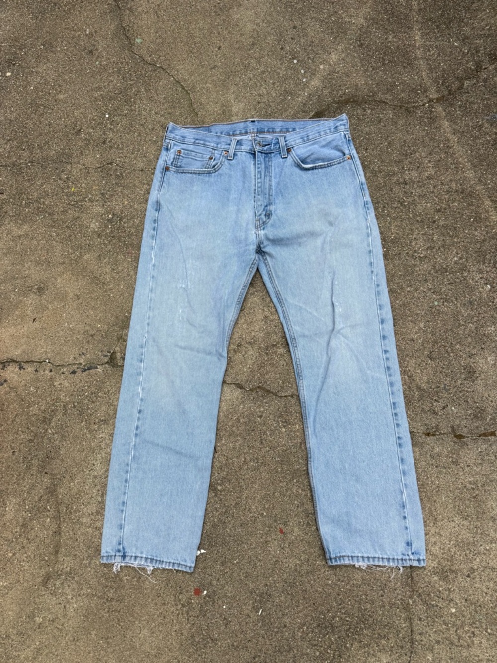 Levi’s Light Wash Jeans Straight Leg Distressed Raw Hem Vintage Style 32x30
